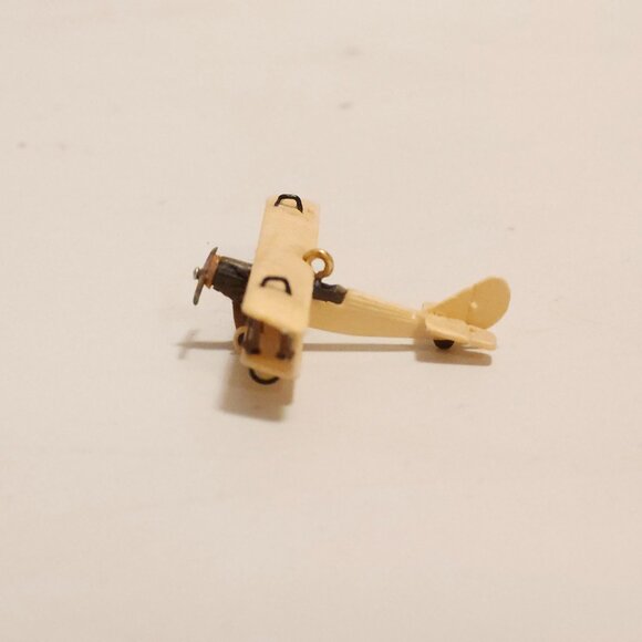 HALLMARK Keepsake 1917 CURTISS JN-4D "Jenny" Sky's The Limit Series MINIATURE - Picture 5 of 11